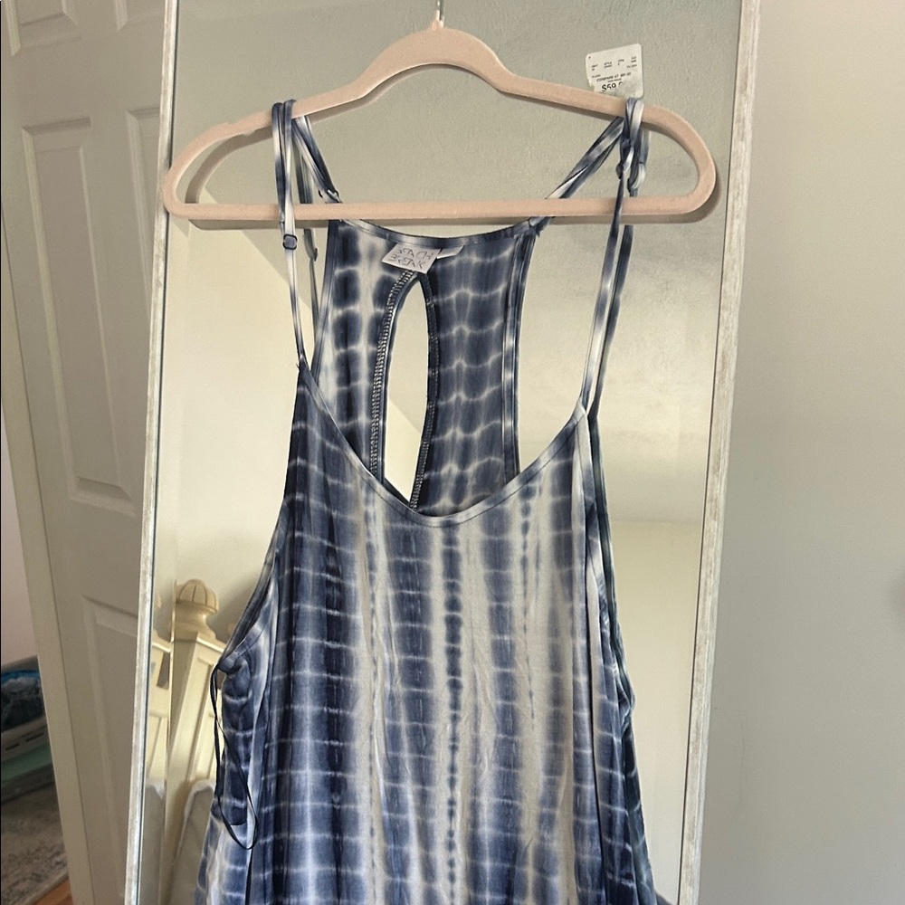 Ava & Viv Blue and White Asymmetrical Tie-Dye Dress